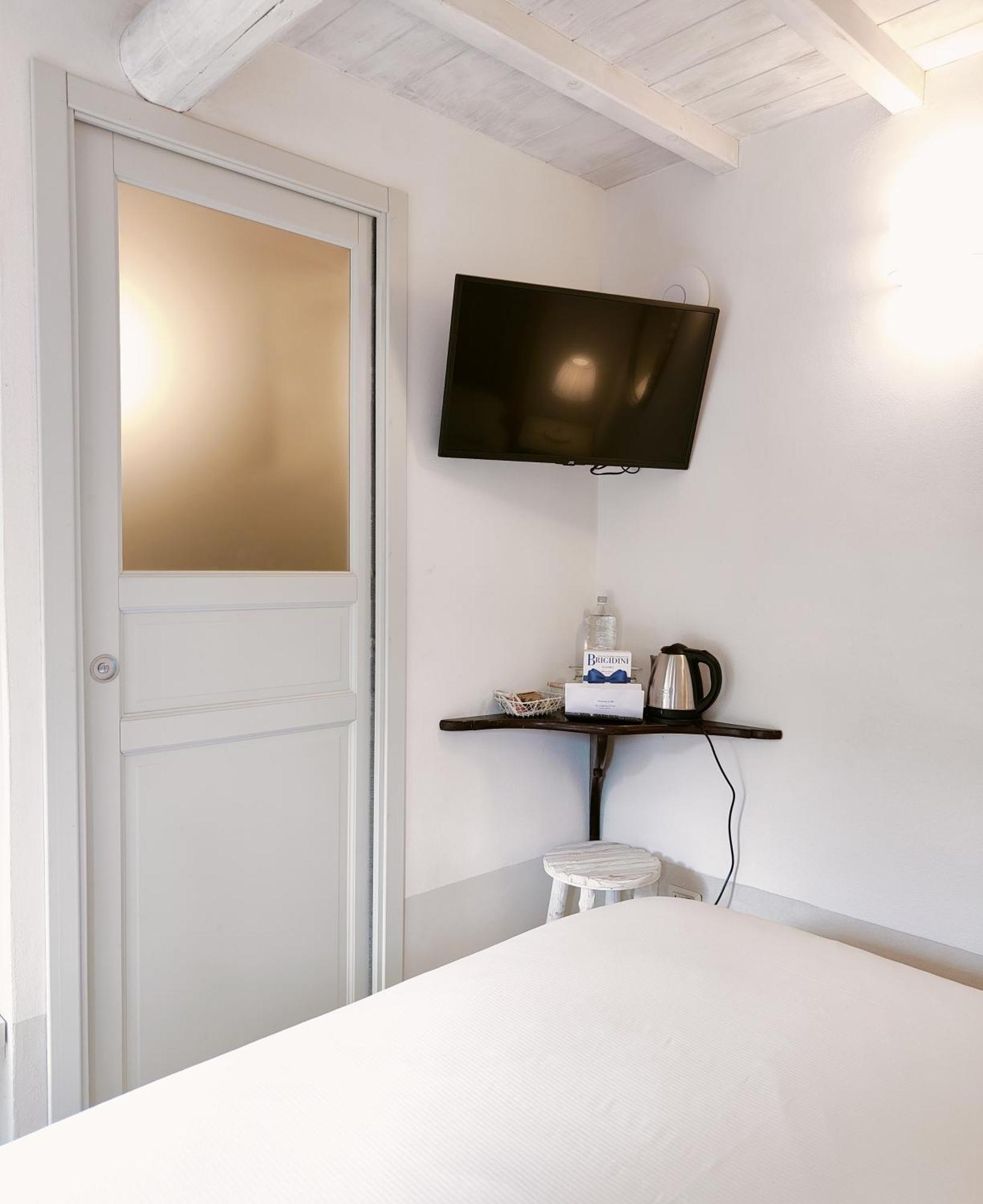 Il Cortiletto - Suites & Apartments Pistoia Exterior photo